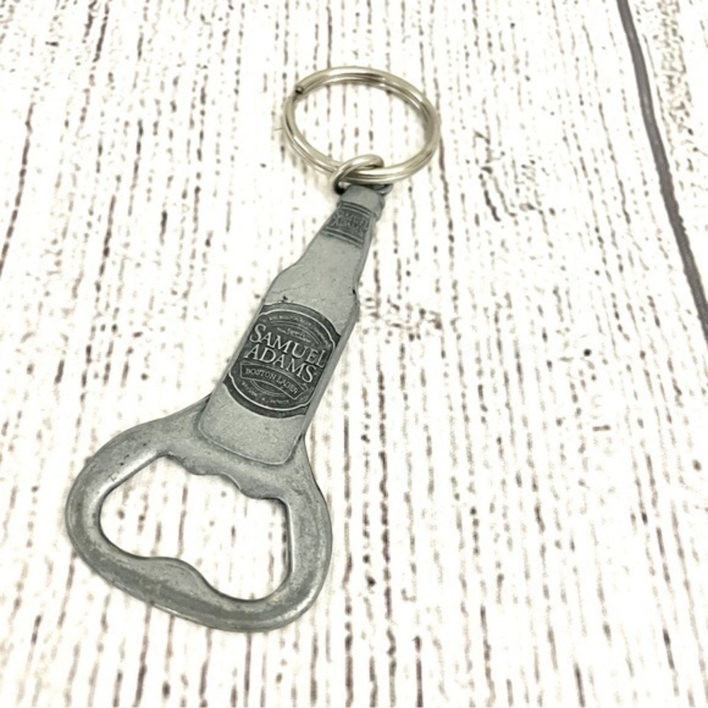 SAM ADAMS BOSTON LAGER METAL KEYCHAIN BOTTLE OPENER